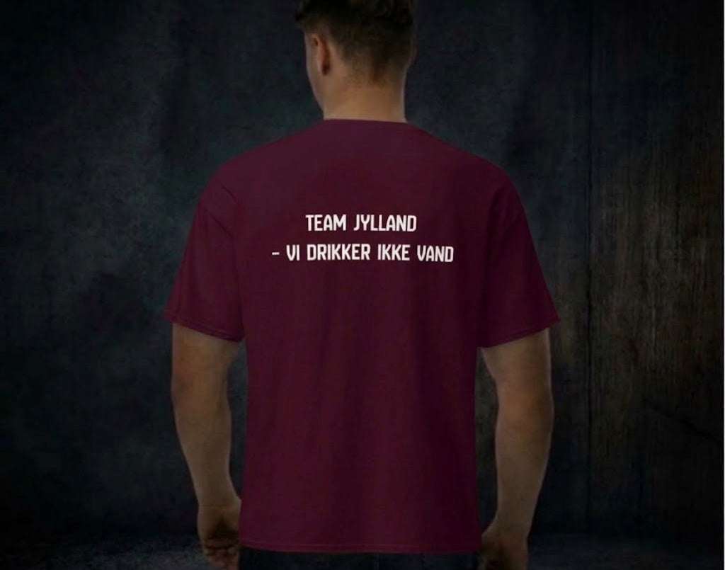 Team Jylland – vi drikker ikke vand  Tees
