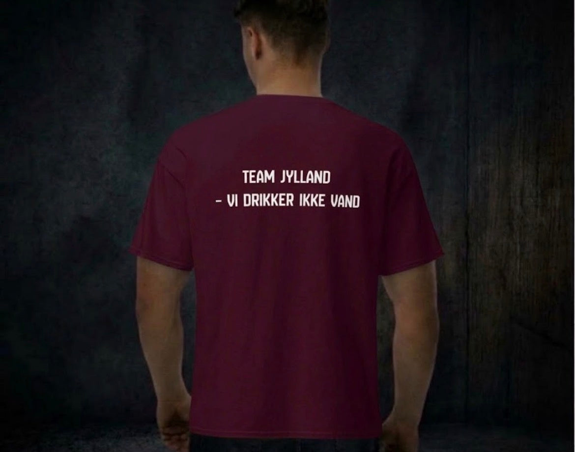 Team Jylland – vi drikker ikke vand  Tees