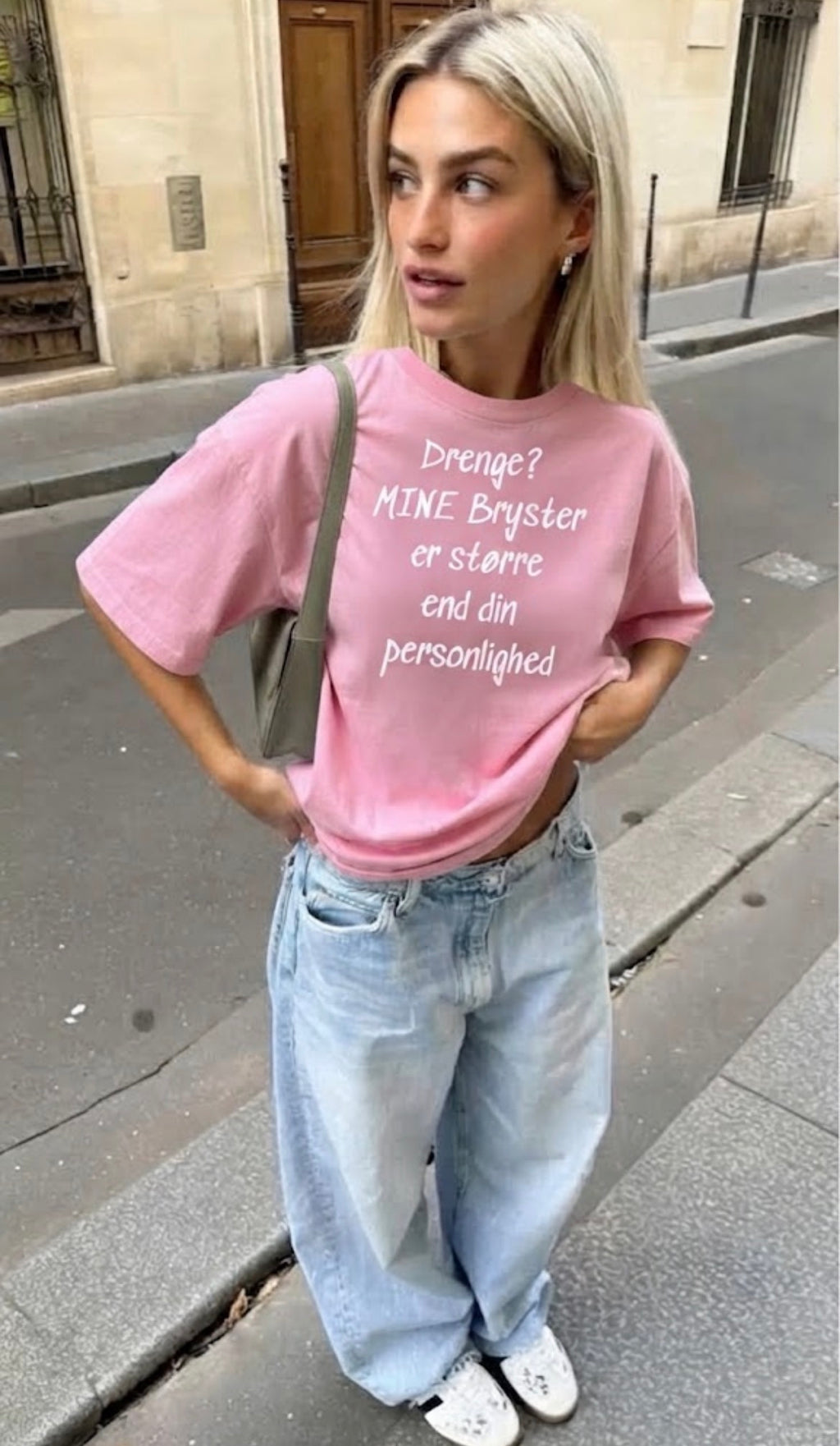 Drenge ? mine bryster er større end din personlighed tees