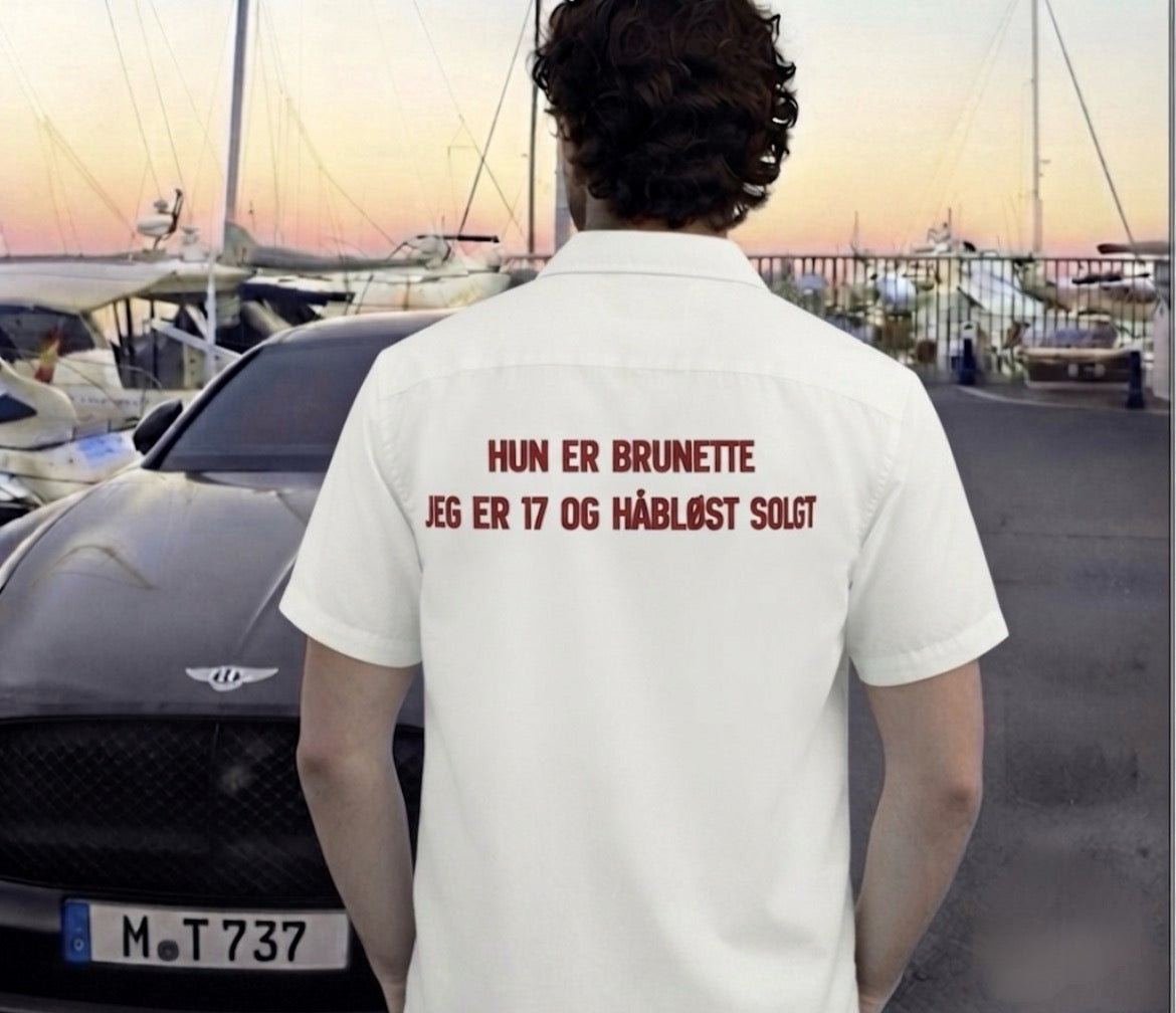 Hun er brunette Jeg er 17 og håbløst solgt Skjorte